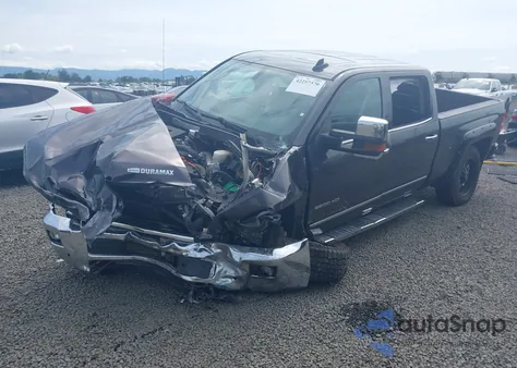 2015 Chevrolet Silverado 2500Hd Ltz from USA, damaged, VIN 1GC1KWE85FF553894